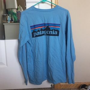 Size Medium Men’s long sleeve Patagonia t-shirt